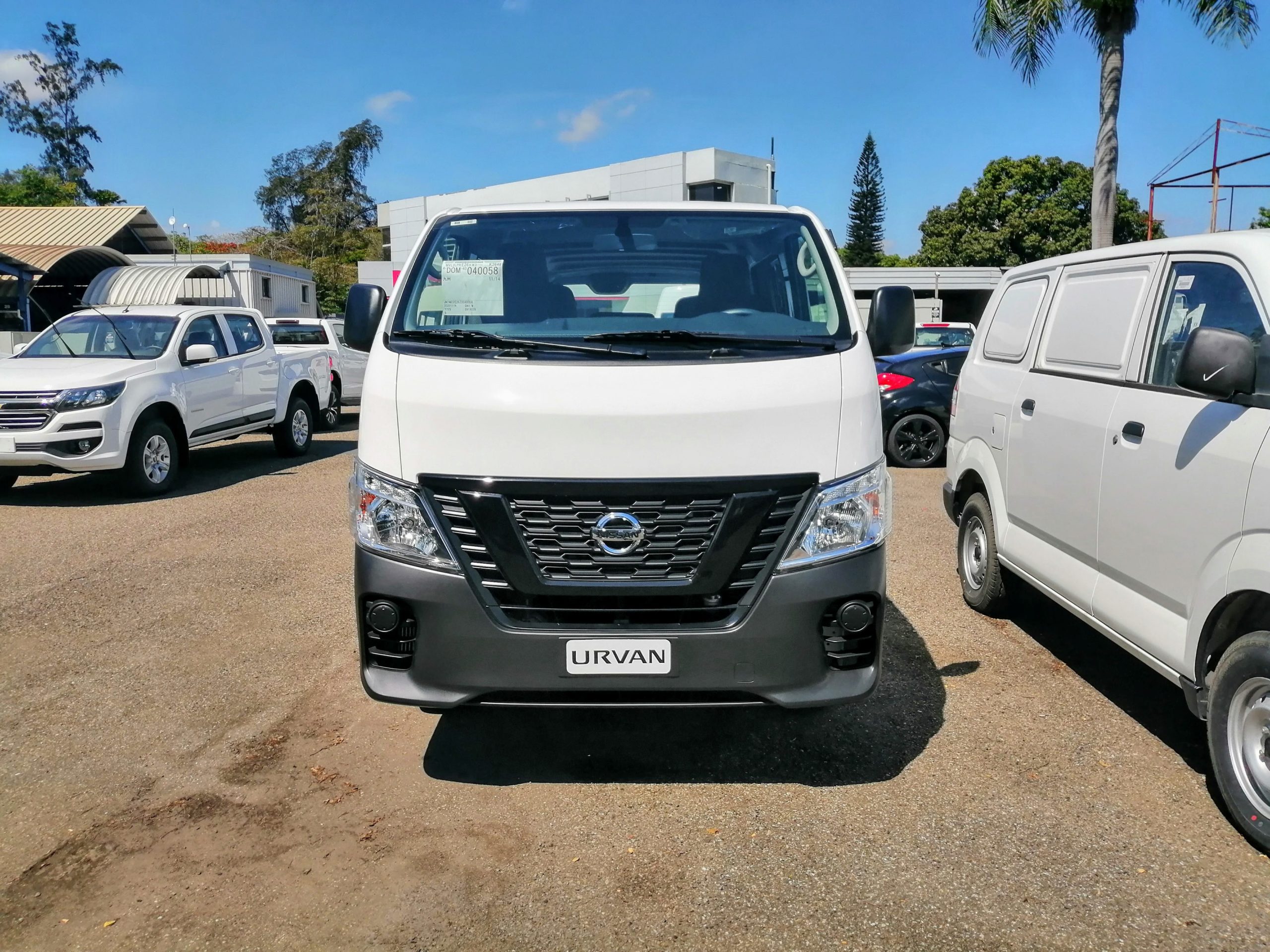 Nissan Urvan Techo Bajo 2022 El Yaque Motors SRL