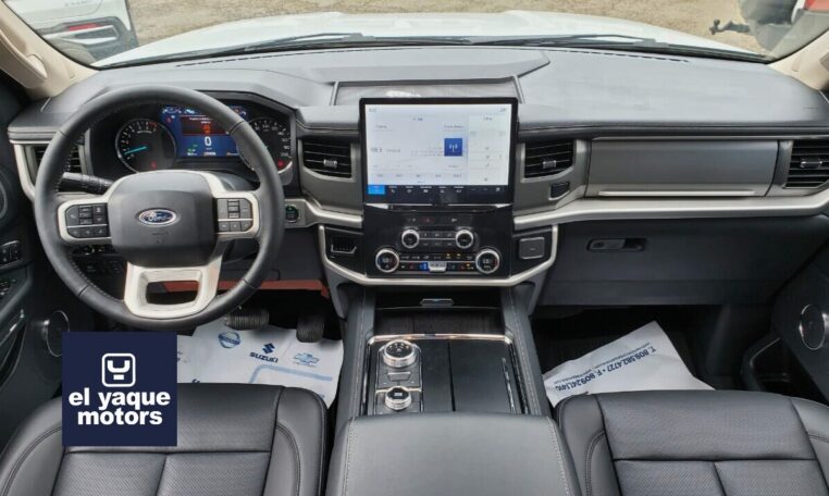 Interior Ford Expedition XLT