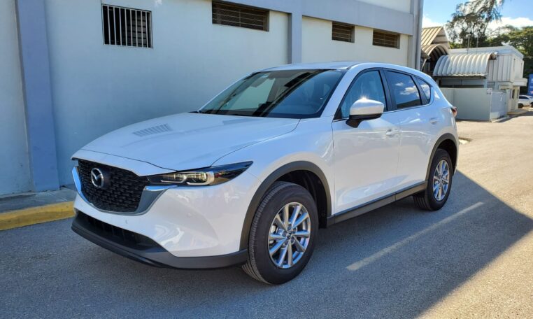 Mazda CX-5 CE blanca